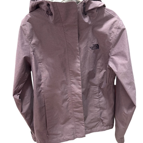 North face jacket - Picture 3 of 10